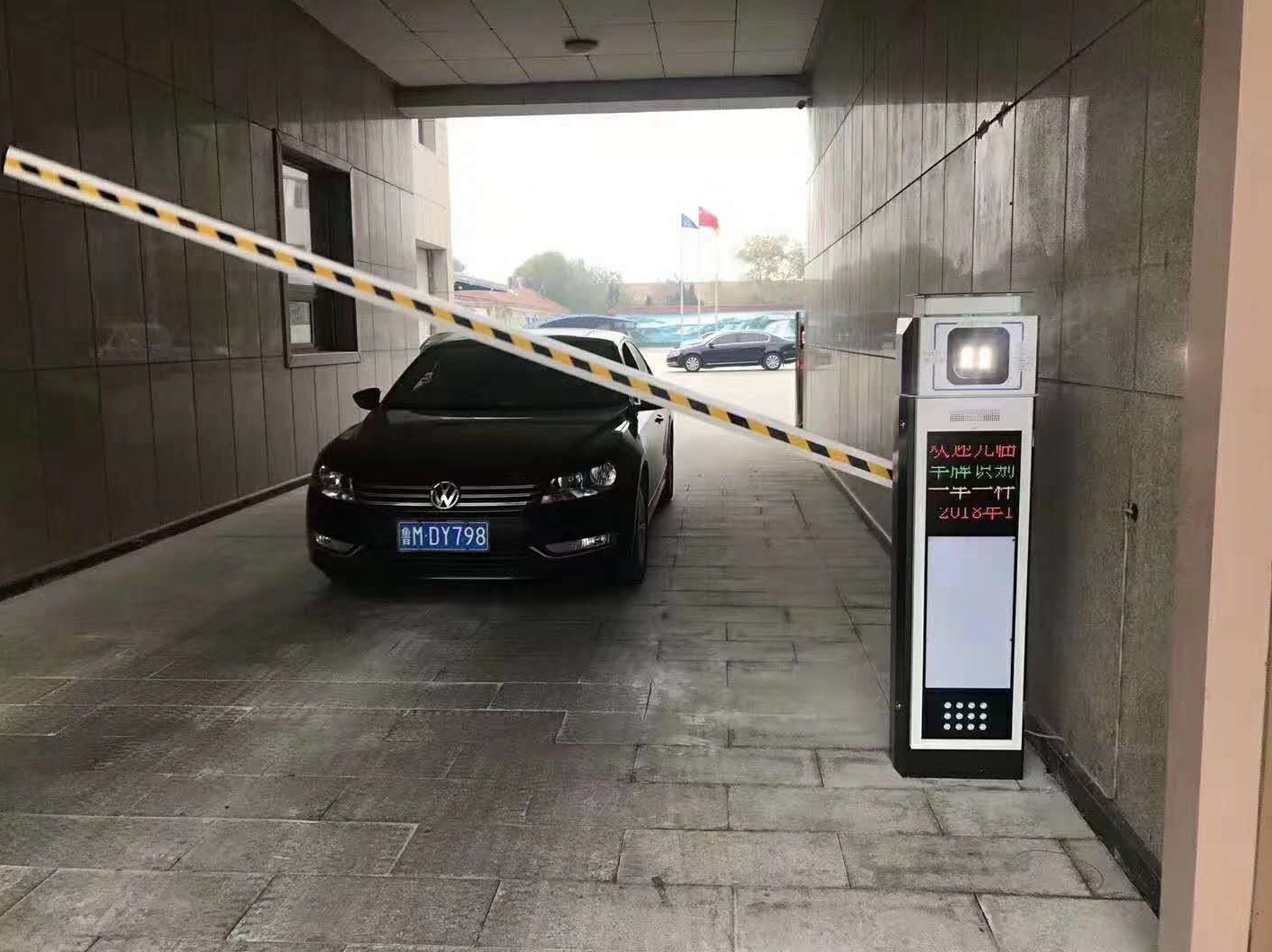 車牌識別系統(tǒng)，智能車牌識別系統(tǒng)